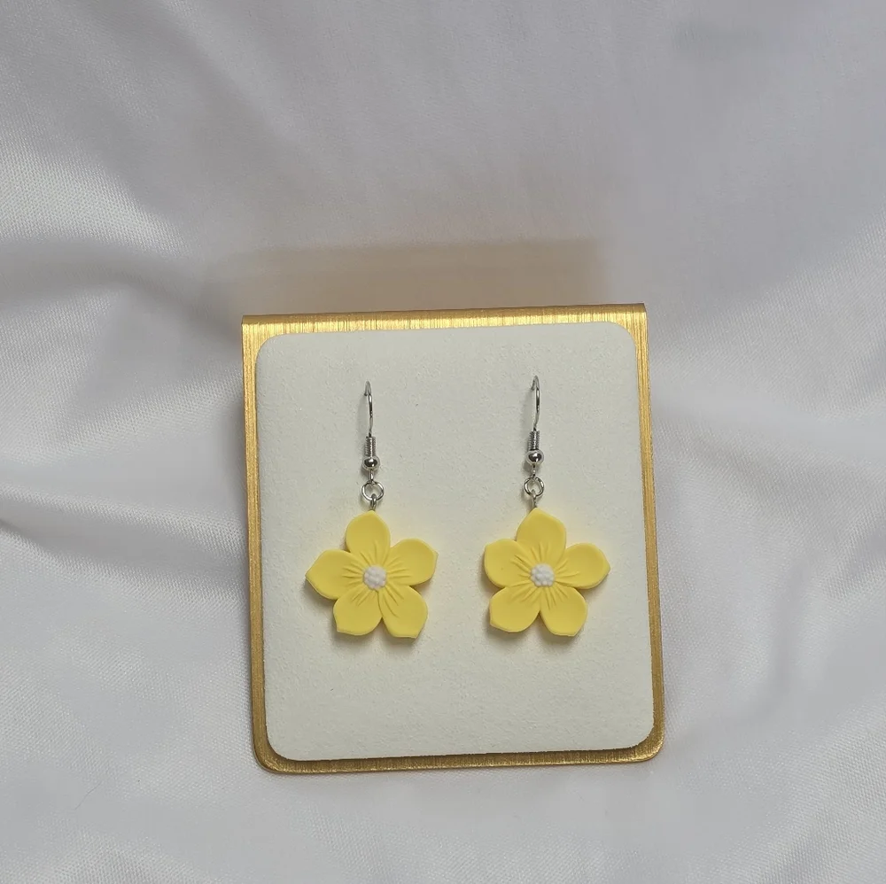 Yellow & White Flower Polymer Clay Earrings